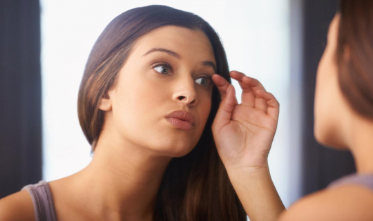 What to do if your eyelashes are falling out