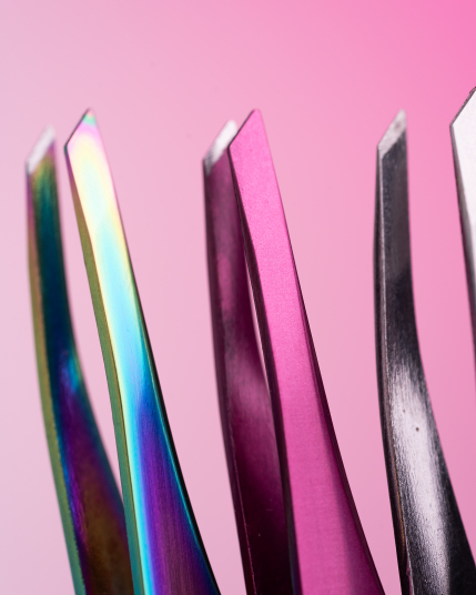 ZOLA Пінцет скошений професійний для брів RAINBOW - 4