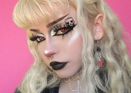 Altushka-style makeup