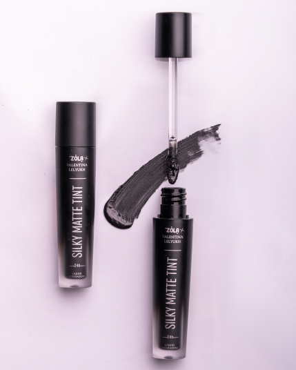 ZOLA x Valentina Lelyukh Жидкие тени для век Silky Matte Tint 05 Black Velvet - 3