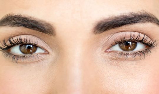 How to grow long eyelashes