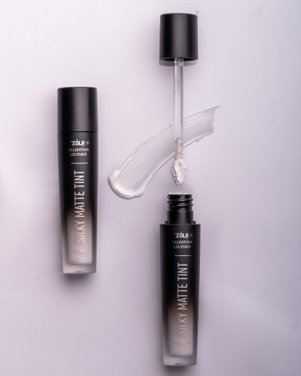 ZOLA x Valentina Lelyukh Жидкие тени для век Silky Matte Tint 02 Moonlight - 3