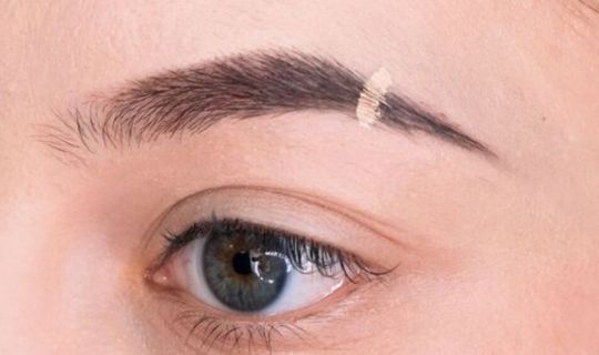 Eyebrow stripe
