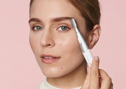 How to create a house-shaped eyebrow shape at home
